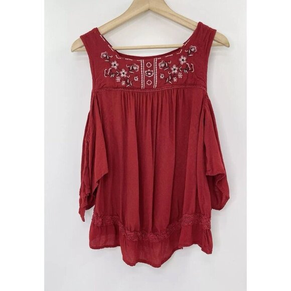 Knox Rose Women’s Red Embroidered Cold Shoulder Tie Sleeve Blouse Sz Small Boho - Picture 1 of 10